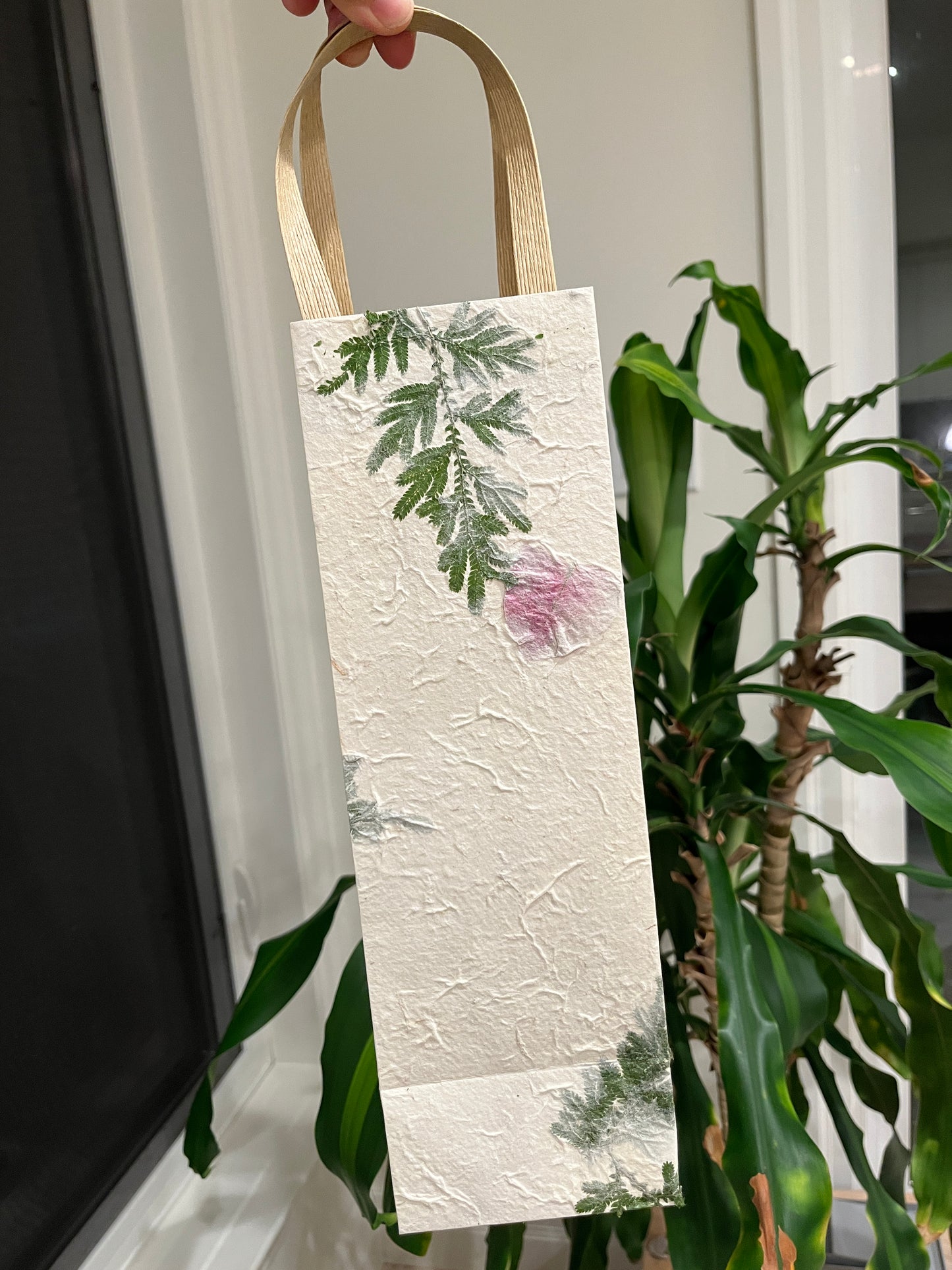 Handmade Botanical Flower Wine Gift Bag, Reusable Paper Gift Packaging, Ecofriendly
